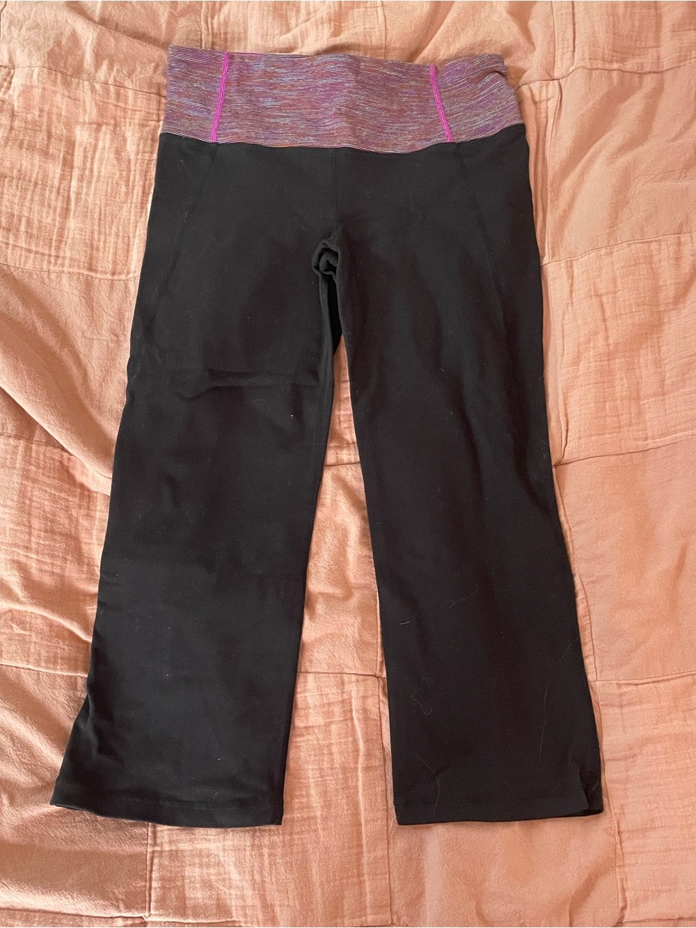 LULULEMON Black Capri Yoga Pants with Purple Waistband